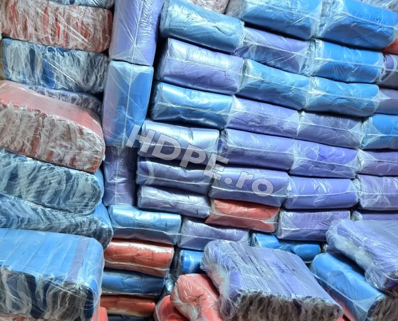 PUNGI BIODEGRADABILE SI PLASTIC RECICLAT PIETE MAGAZINE